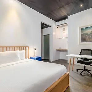 https://draper-startup-house-for-entrepreneurs.angeleshotels.net